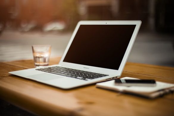 blogginfg, bloguri