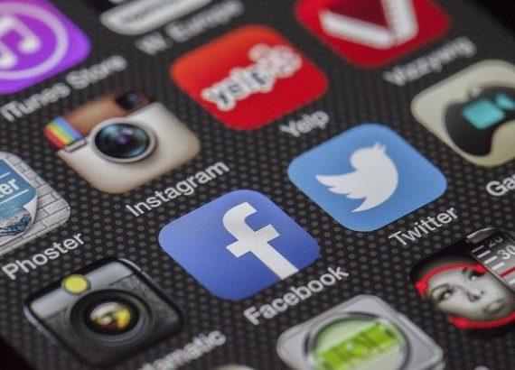 facebook si instagram s-ar putea inchide